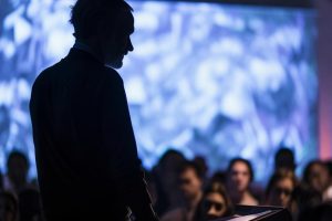 视频吸粉量多少正常啊抖音_视频吸粉量抖音正常吗？缩略图