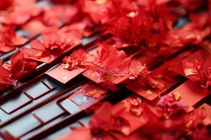 抖音红包怎么赚钱_抖音抢红包赚钱？缩略图